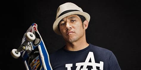 christian hosoi net worth.